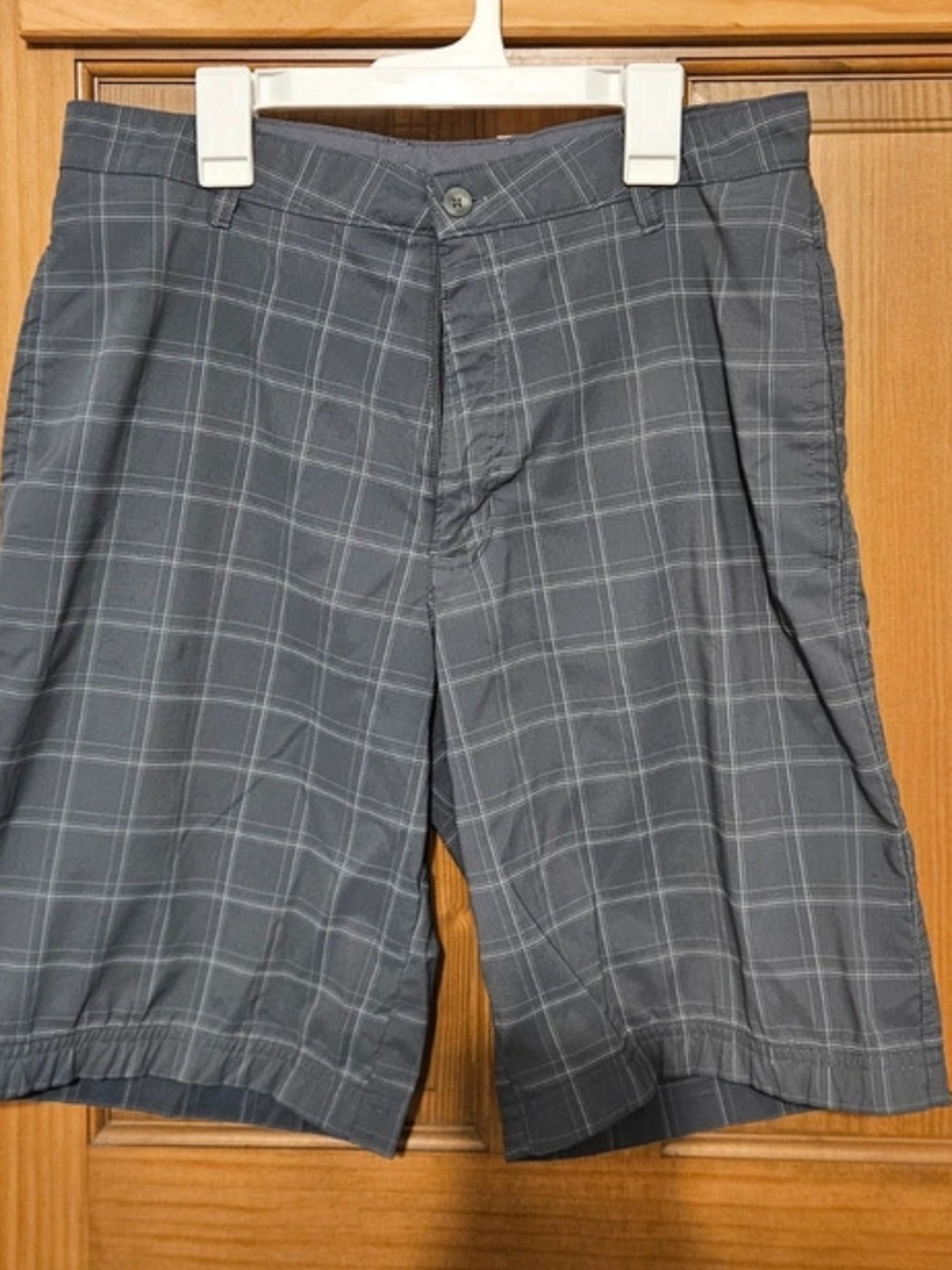 Champion Gray Plaid Men’s Flat Front Shorts
